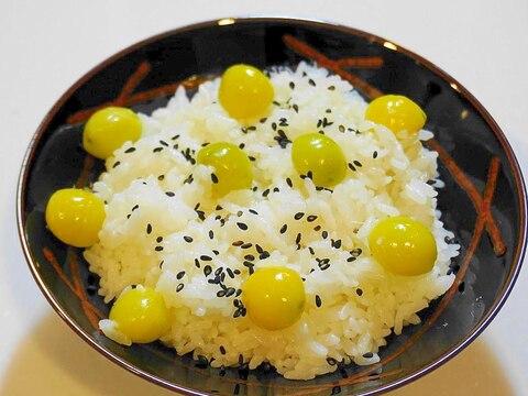 秋の味覚を楽しむ逸品!銀杏ご飯(炊き込みご飯)